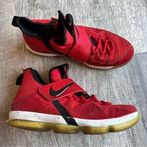 Nike LeBron Basketball Shoes Red Black Youth Size 6.5 Athletic Sneakers